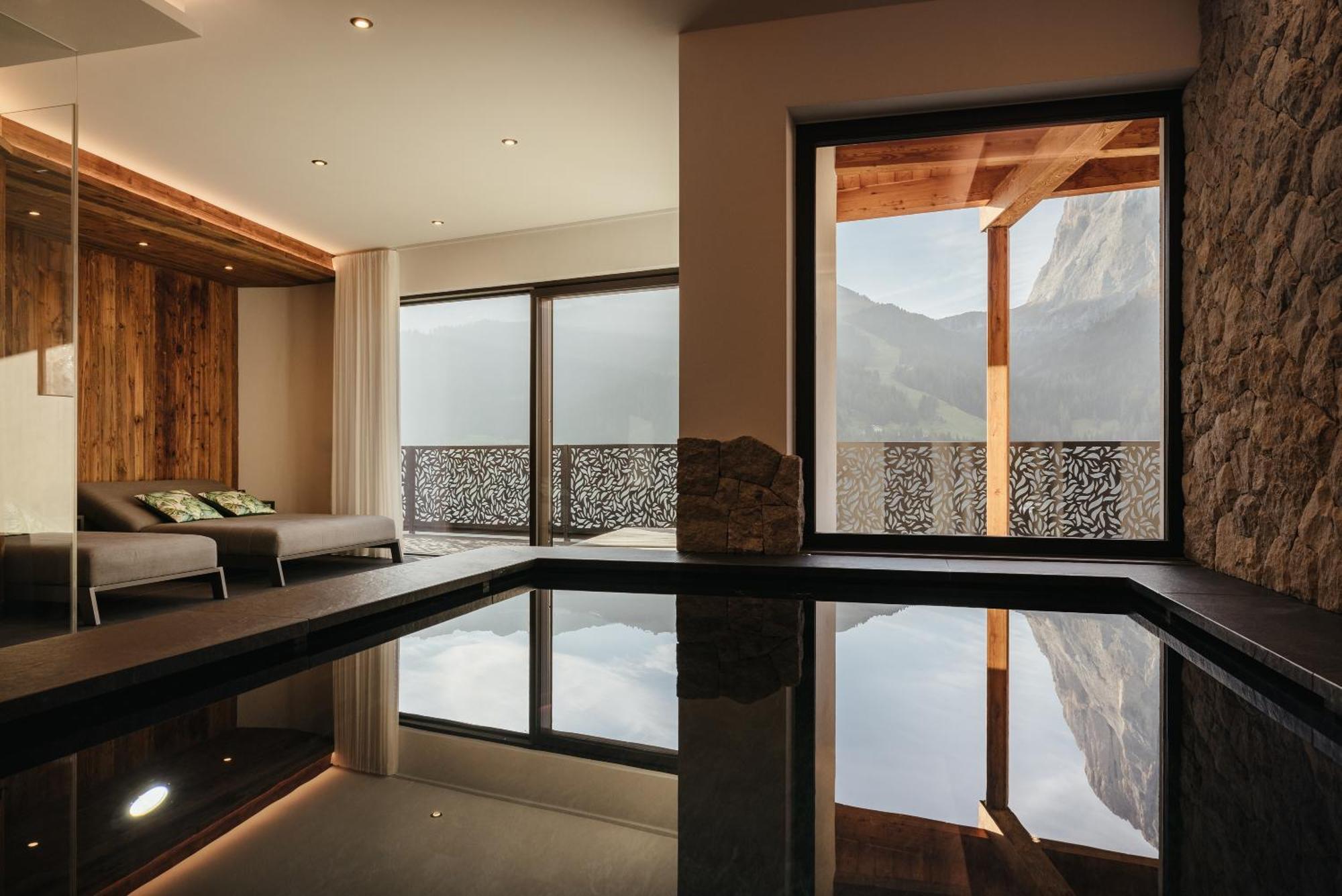 Luxury Chalet Lefiro Santa Cristina Val Gardena Exterior photo